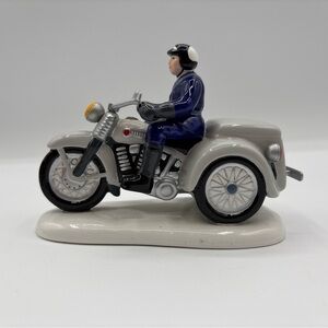 Department 56 1998 Original Snow Village Patrolling The Road H.D.M.C. 56.54971